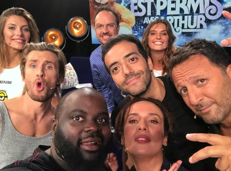 Des humouristes français en tournage à Vendredi tout est permis avec Arthur