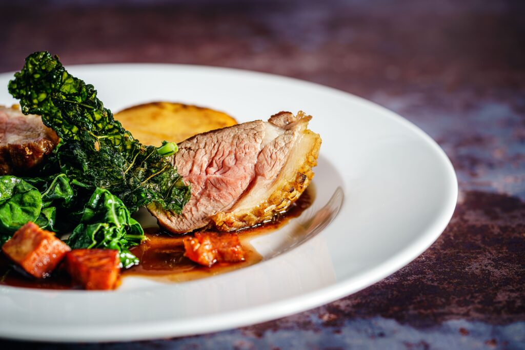 plat cuisiné de magret de canards