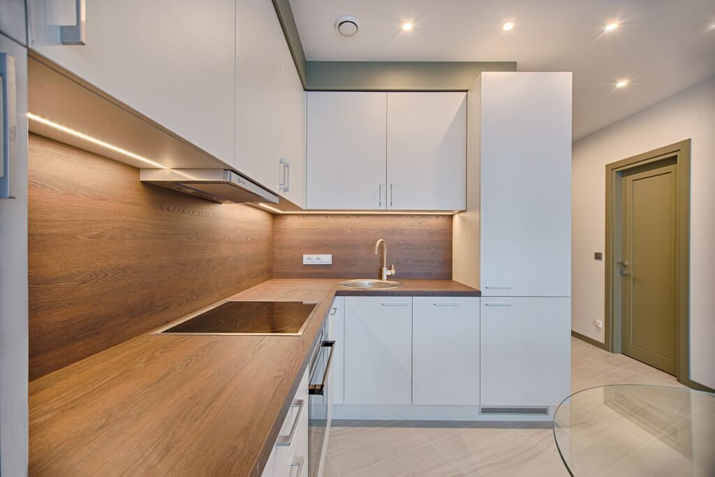 hauteur meuble haut cuisine​ 2